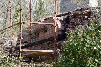 Replacement of timber in walls of Old Pit heapstead